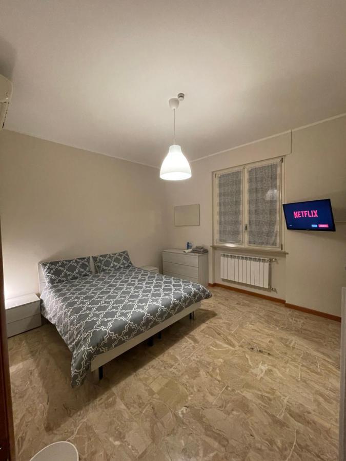 Appartamento Privato A Piacenza Con 3 Camere Matrimoniali Dış mekan fotoğraf