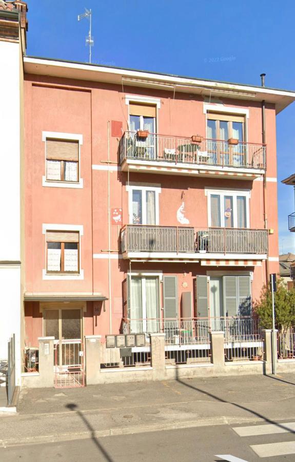 Appartamento Privato A Piacenza Con 3 Camere Matrimoniali Dış mekan fotoğraf